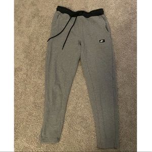 VINTAGE Men’s Nike Joggers